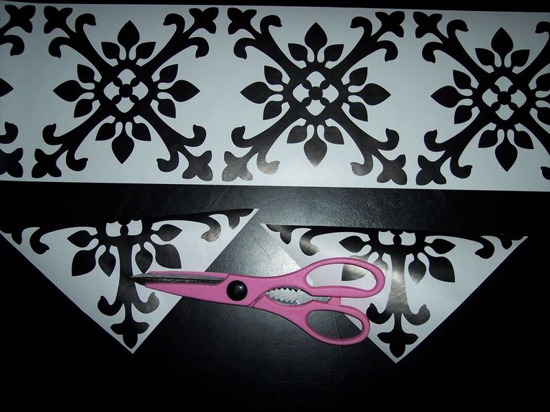 Black & White & Red Window Valances – photo 6
