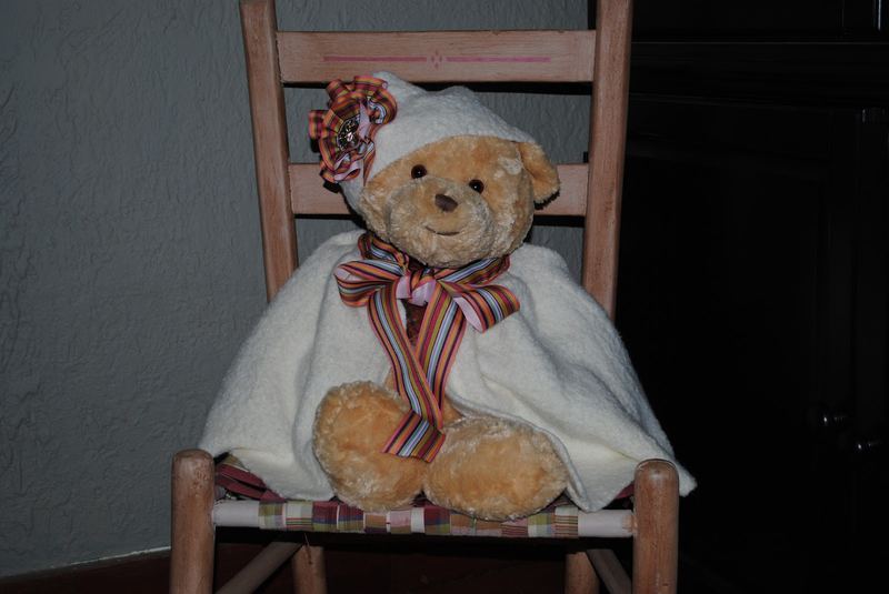 Chubby Fashionista Christmas Cape – photo 12