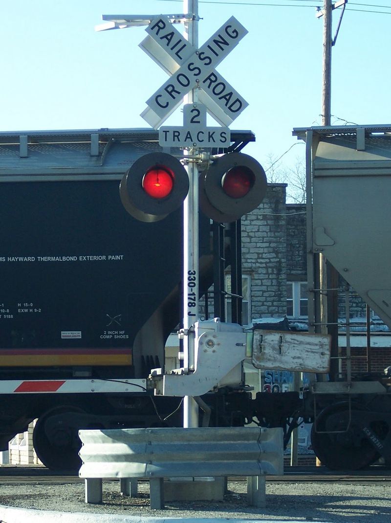 Waiting For a Train – photo 4