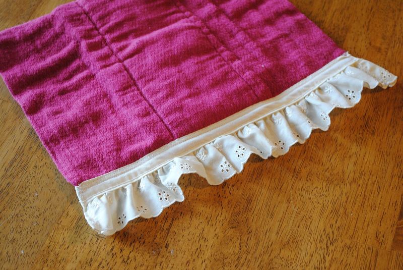 Burps Happen - Eyelet Rose Burp Cloth – photo 7