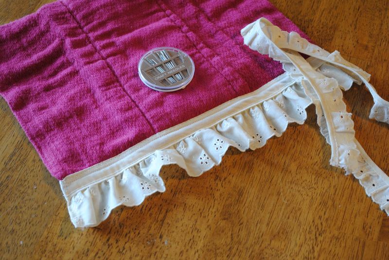 Burps Happen - Eyelet Rose Burp Cloth – photo 8