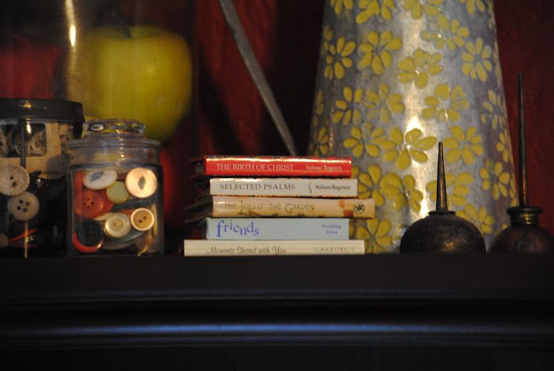 Black, White and Red Bedroom Makeover – photo 10
