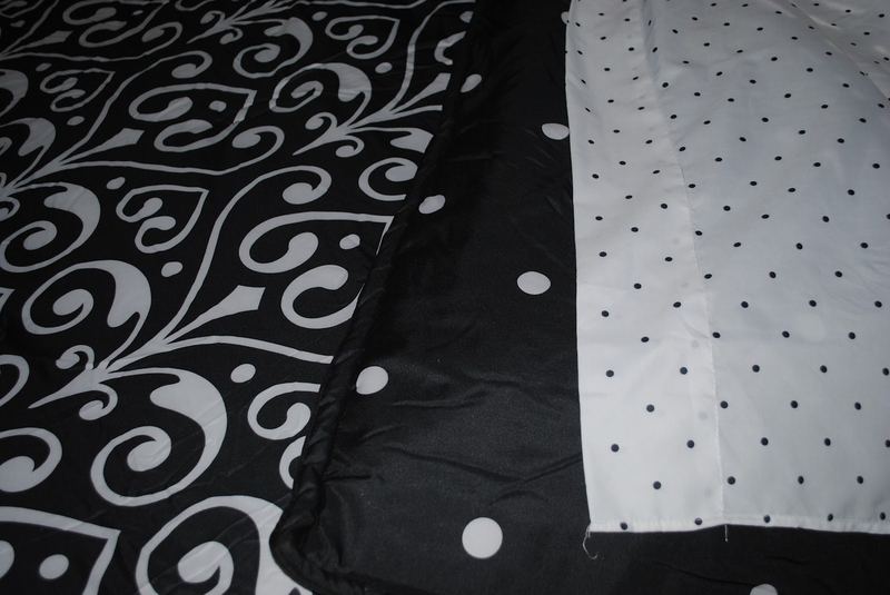Black, White and Red Bedroom Makeover – photo 3