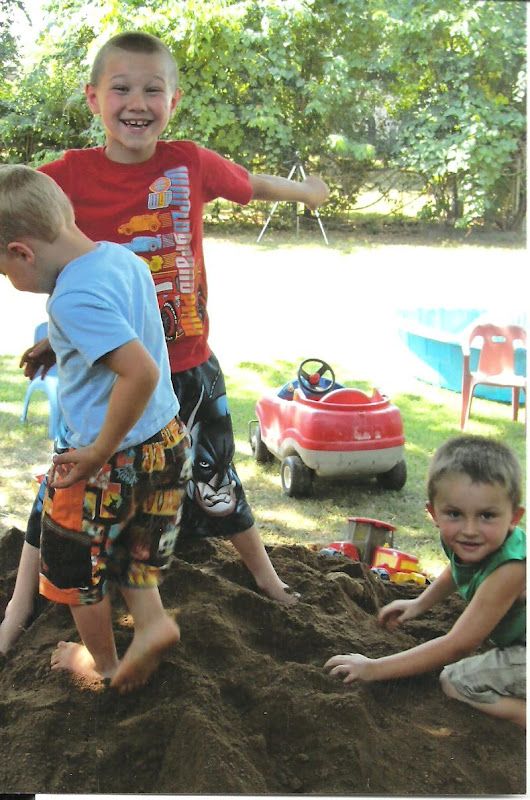 DIRT + BOYS = FUN! – photo 1