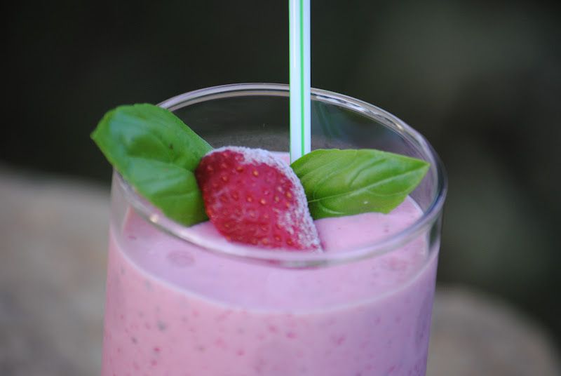 Herbs: A Place to Begin... Smoothies – photo 1