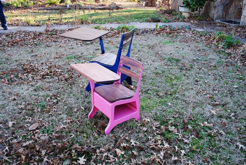 Desks – photo 2