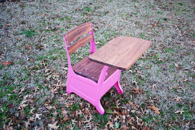Desks – photo 4