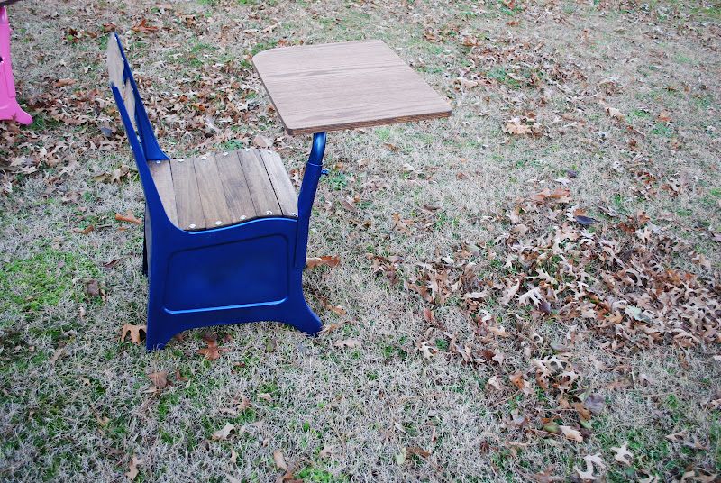 Desks – photo 5