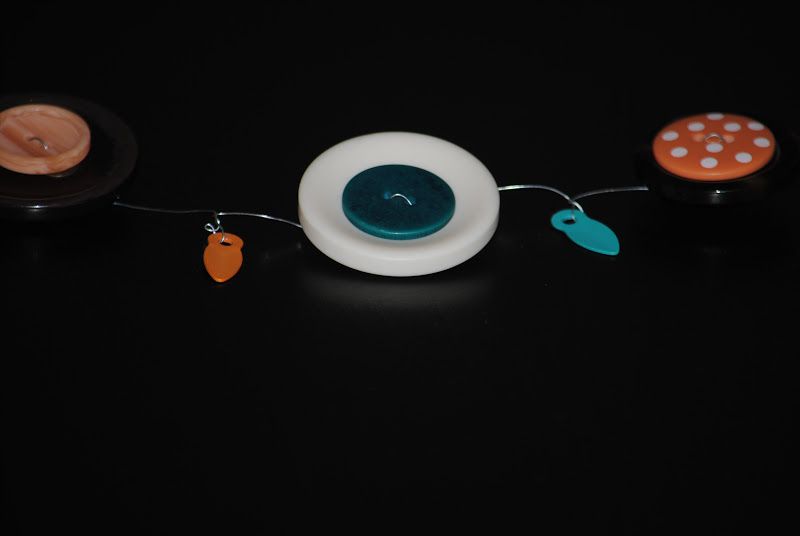 Buttoned Up Plaque β photo 5
