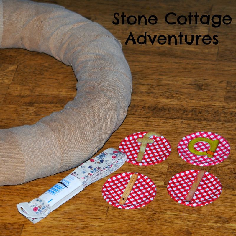 Interchangeable Wreath for Fall *HOOT*HOOT* – photo 2