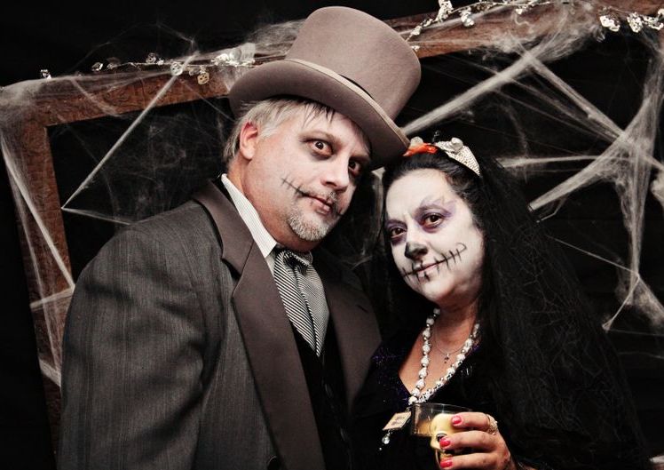 Guest Post:  HolliWeen – photo 1