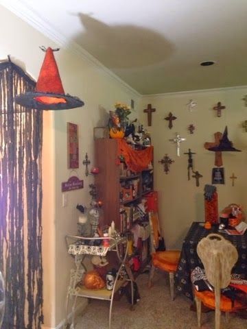 Guest Post:  HolliWeen – photo 7