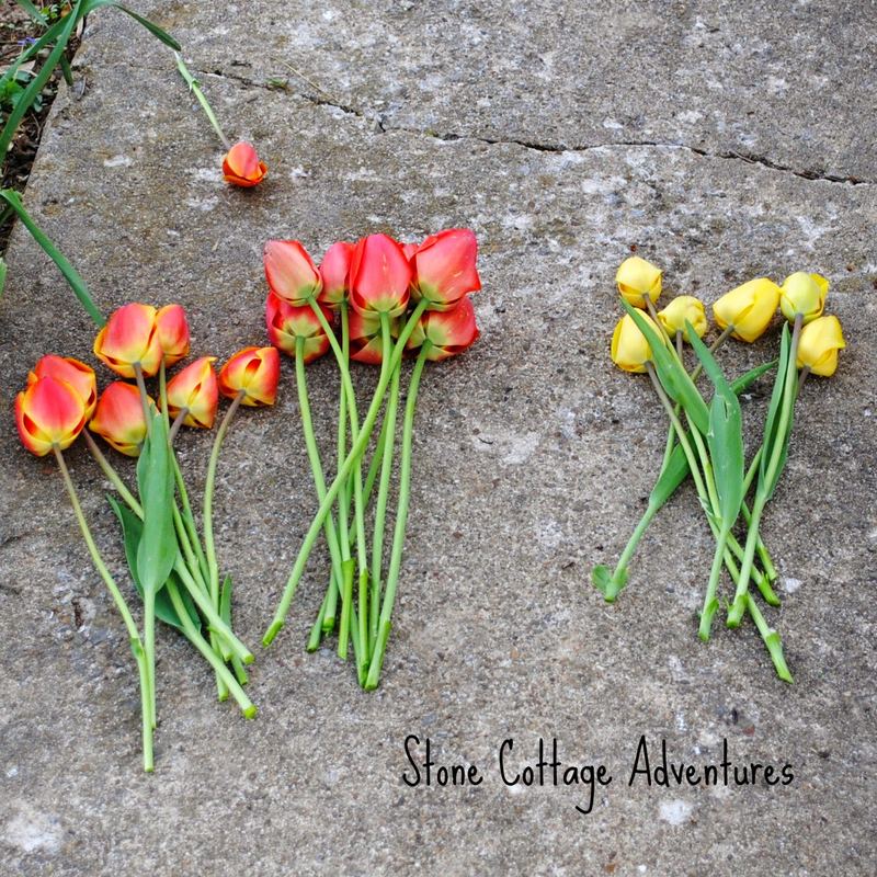 A Bouquet Arranged "By Hand" Tutorial – photo 3