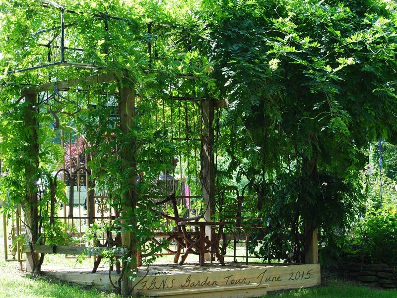 FGNS Garden Tour, June 2015 {Part One} – photo 5