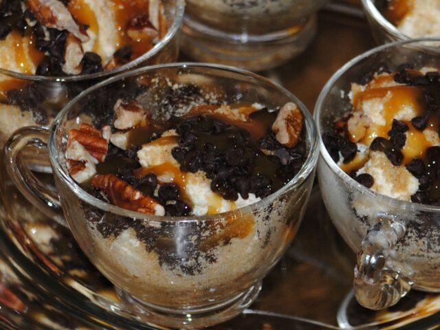 *QUICK* Turtle Cheesecake