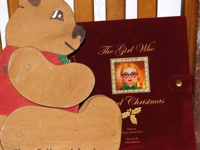 Book Review: The Girl Who Saved Christmas