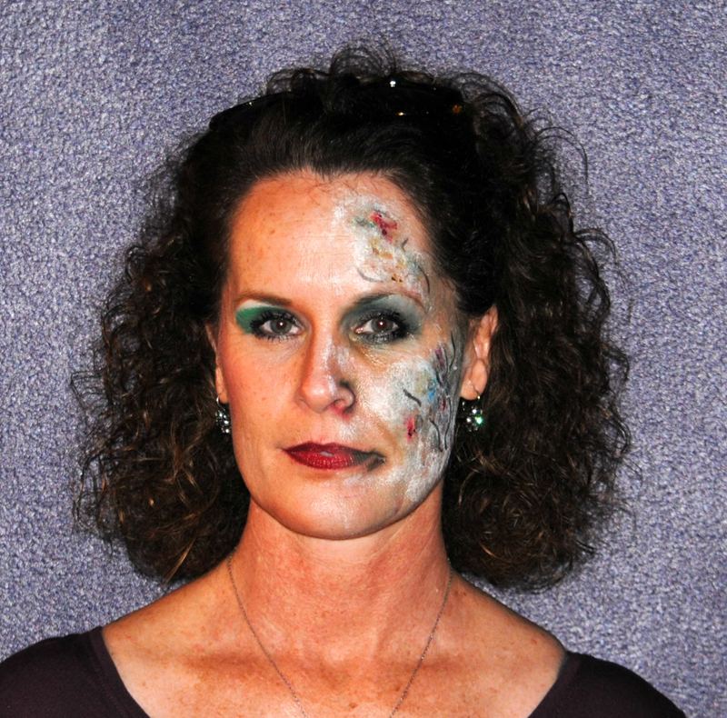 A Lesson in Stage Make Up – photo 1
