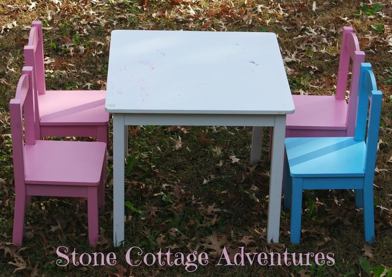 My $10 Kids Table Makeover – photo 2