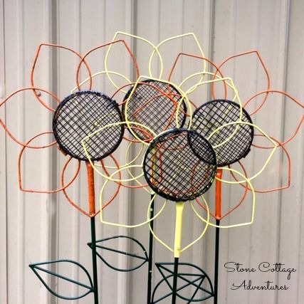 Making Use of Old Spray Paint – De Stash Challenge