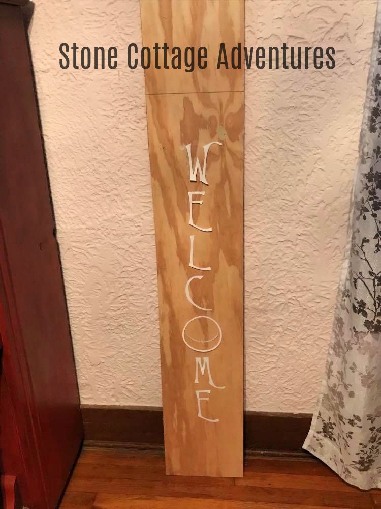 A Nightmare of a Welcome Sign – photo 2