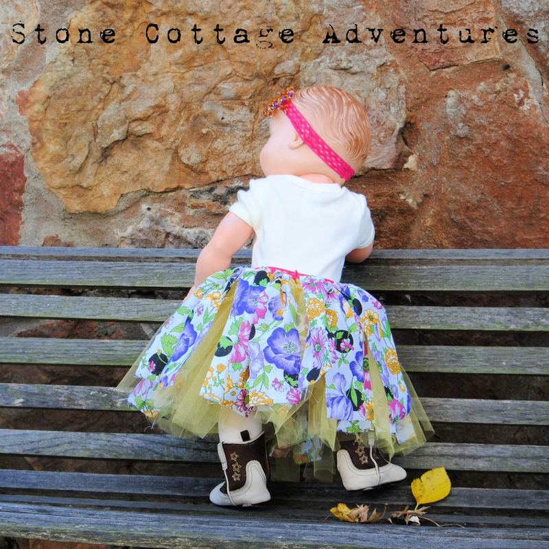 Grati-tutu-de, A Vintage Doll's Ensemble for November – photo 5