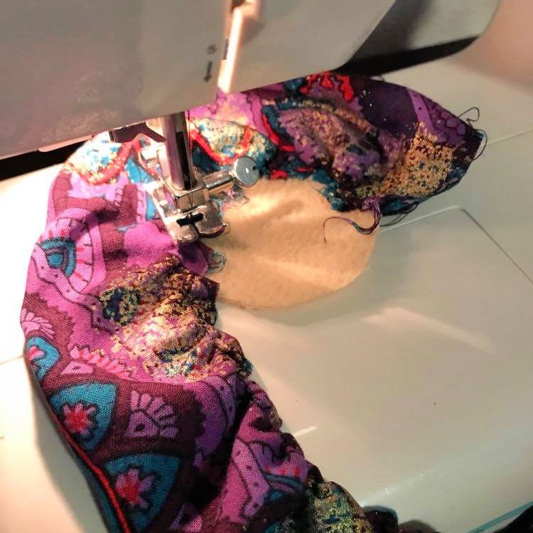 Sewing Fabric Flowers for an Autumn Wreath – photo 8