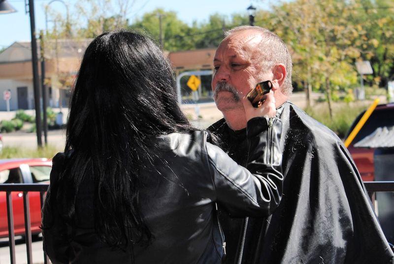 Wiley Shaves for Cancer – photo 6
